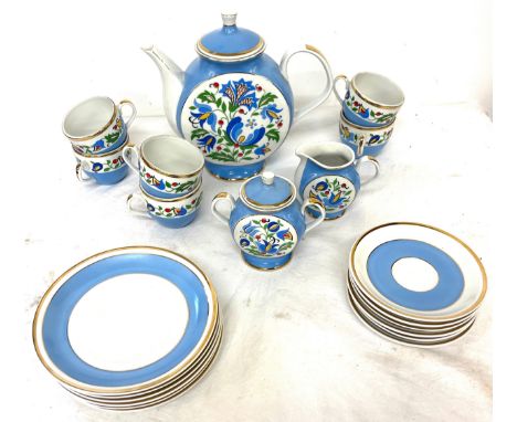 Iuba 6 place setting tea service 