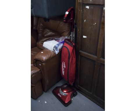 A LIGHT AND EASY UPRIGHT HOOVER 