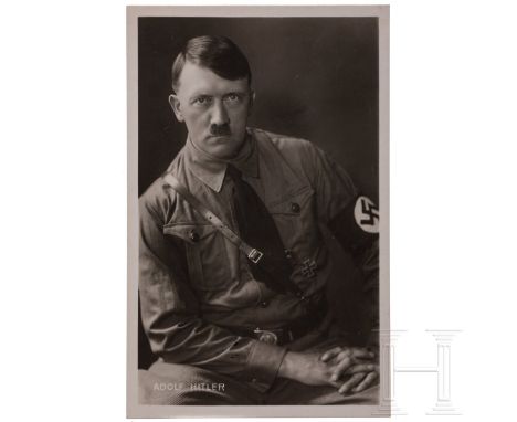 Susi Demoll und Adolf Hitler - eigenhändig signierte Portraitkarte  Hoffmannportraitpostkarte mit Abbildung AHs in Parteiunif