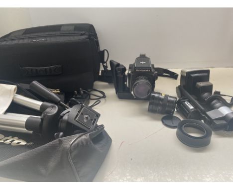 Mamiya 645 camera, lenses &amp; tripod 