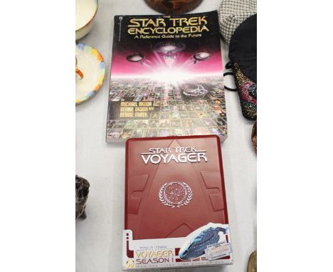 A LARGE STAR TREK ENCYCLOPEDIA AND SPECIAL PACK, SEASON 1, STAR TREK, VOYAGER DVD 