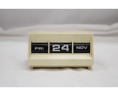 A VINTAGE DESK CALENDAR 