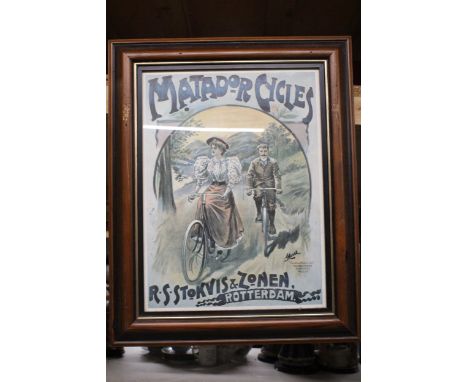 AN ADVERTISING POSTER OF EARLY 1900'S 'MATADOR' CYCLES, 35CM X 44CM 