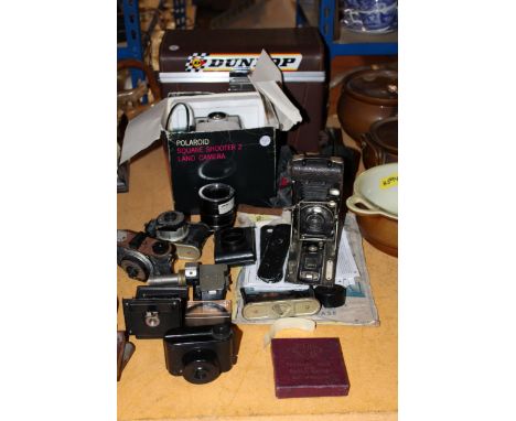 A COLLECTION OF VINTAGE CAMERAS, SOME FOR SPARES AND PARTS, TO INCLUDE AN ENSIGN 'MULCHRO' BELLOWS, POLAROID SQUARE SHOOTER 2