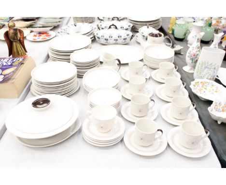 A LARGE ROYAL DOULTON "MORNING STAR" DINNER SERVICE TO INCLUDE CUPS, SAUCERS, PLATES, TEA POT, JUG ETC 