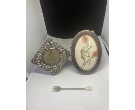 TWO HALLMARKED SILVER SMALL PHOTOGRAPH FRAMES AND A PICKLE FORK 