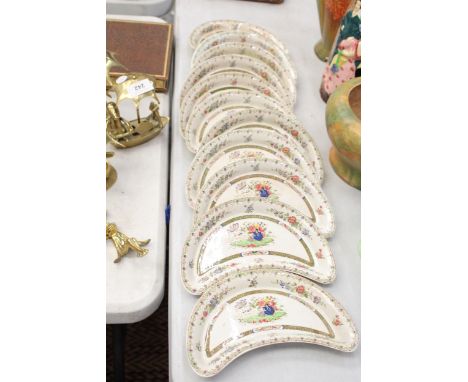 ELEVEN SPODE "COPELAND LATE - LYON" CRESCENT  SHAPED PLATES 