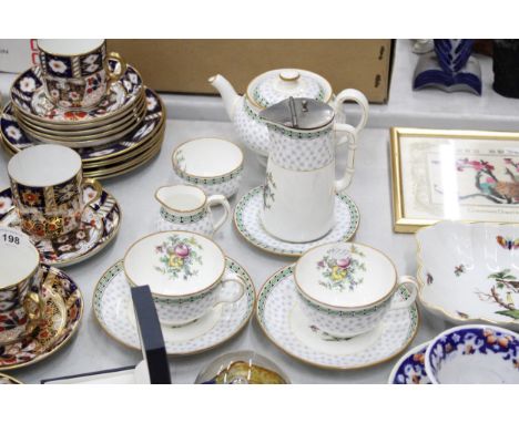 A MINTON'S 'SALISBURY' PART TEASET TO INCLUDE A TEAPOT, PEWTER LIDDED MILK JUG, SUGAR BOWL, CREAM JUG, CUPS AND SAUCERS 