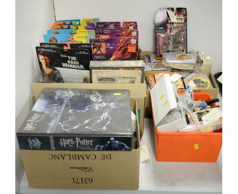 An assorted selection of model toys and figures, including: Austin Powers; The Lady Warrior; Dragonheart; Star Wars; Lord of 