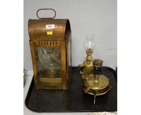 19th C French Gaudard 'Lampe-Olympe' brass oil lamp; together with an early 20th Century carriage lamp, in glazed copper case
