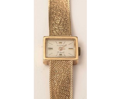 A lady's 9ct gold Rotary wristwatch, on a 9ct gold bracelet strap, 18.1g gross, (bracelet damaged), (watch winding and runnin