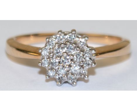 Ring, 585er GG/WG, runder Ringkopf mit gestuft angeordnetem Brillantbesatz, ges. 3,55 g, RG 54,5