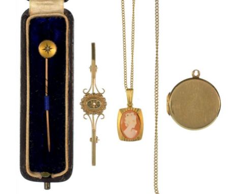 A GOLD STICK PIN, GYPSY SET WITH A CHIP DIAMOND, MARKED 9CT, A SIMILAR BAR BROOCH IN GOLD, A CAMEO SET 9CT GOLD PENDANT AND N