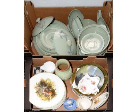 A SPODE GREEN EARTHENWARE JACINTH DINNER SERVICE, TWELVE WEDGWOOD WORLD WILDLIFE FUND WALL PLATES AND MISCELLANEOUS ORNAMENTA