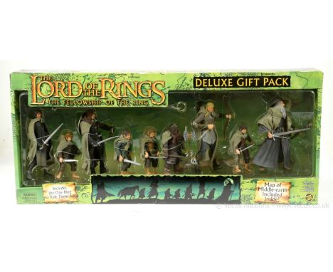 Toy Biz The Lord of the Rings The Fellowship of the Ring Deluxe figure gift pack (green box), within Excellent sealed packagi