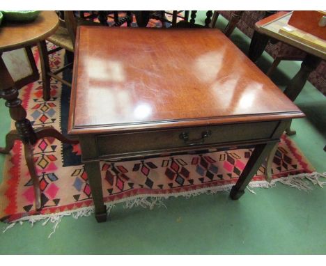 A "Norfolk Manor" crossbanded mahogany lamp/occasional table with single frieze drawer on spade foot tapering legs. 56cm high