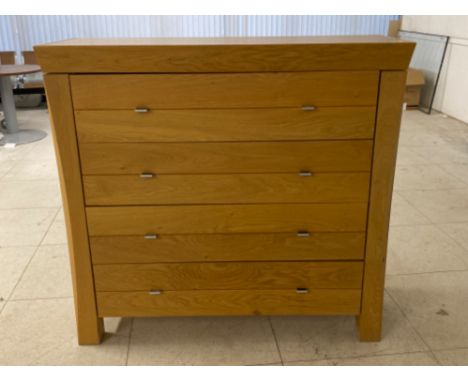 Large solid light Oak Barker &amp; Stonehouse - Frana 4 drawer chest, 128x46.5cm, height 120cm