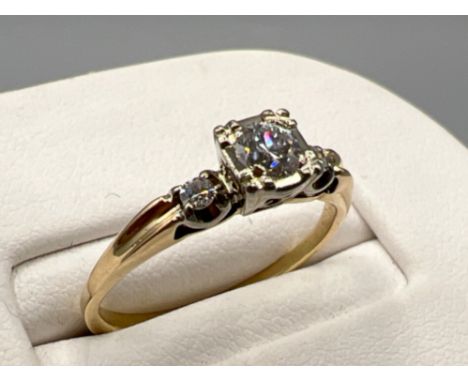 Ladies 14ct gold diamond ring. Comprising of 3 round brilliant cut diamonds, size L 2g