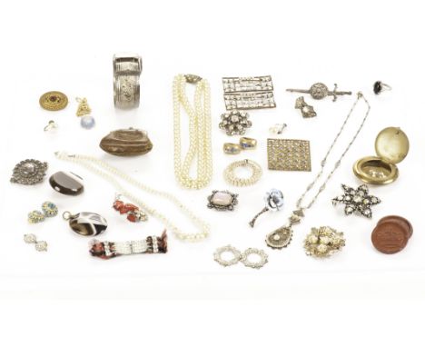 A collection of jewellery and watches, including an Edwardian seed pearl and amethyst pendant, a 9ct gold brooch, several sil