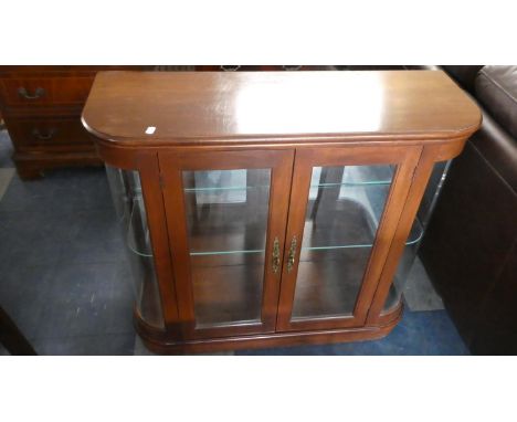 A Modern Mahogany Glazed Display Cabinet with Single Shelf, 85cm Wide 