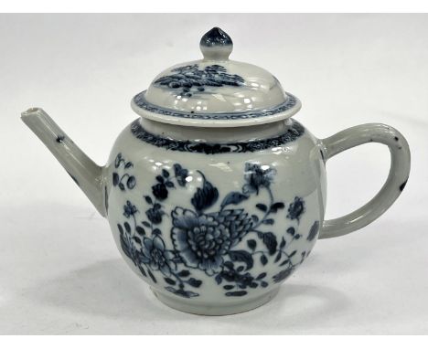 A Chinese 18th century blue and white teapot, length 18.5cm (a chip to the spout)