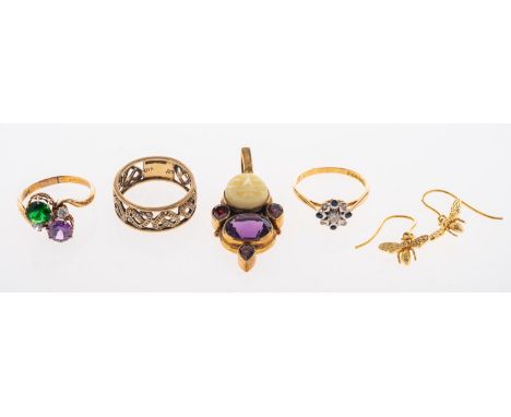 A group of jewellery to include;- an 18ct gold ring set with small diamonds and sapphires, a gold ring with entwined heart mo