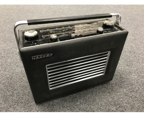 A vintage radio : Hacker Herald, model RP 30. 