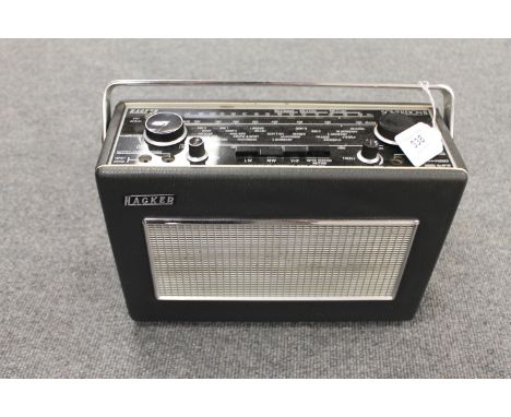 A vintage radio : Hacker Sovereign II, model RP 25. 