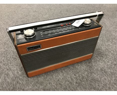 A vintage radio : Roberts, model R800. 