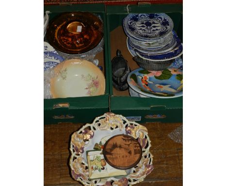 A quantity of late 19th and 20th century ceramics, including items of Italianate Spode and other decorative pieces, (qty).