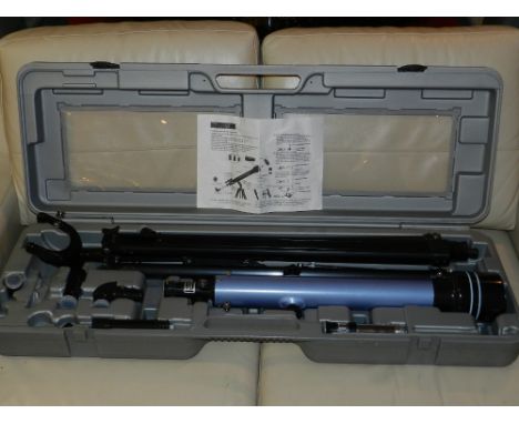 A Hunter telescope, boxed.