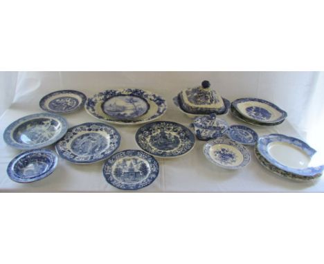 Assorted blue and white ceramics inc Spode (some af)