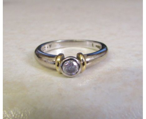 18ct gold diamond ring approx 0.25 ct size M