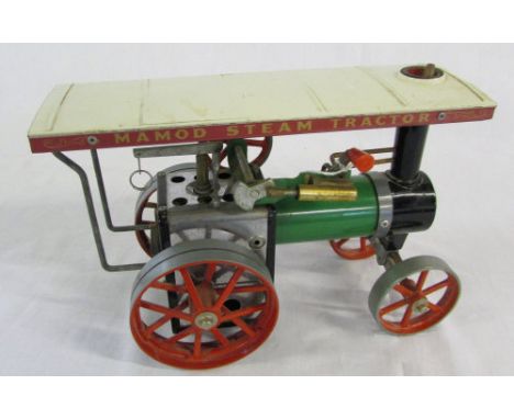 Mamod steam engine