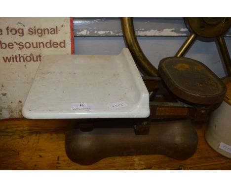 Vintage Shop Scales 