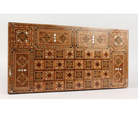 A VERY GOOD ISLAMIC INLAID BACKGAMMON BOARD.