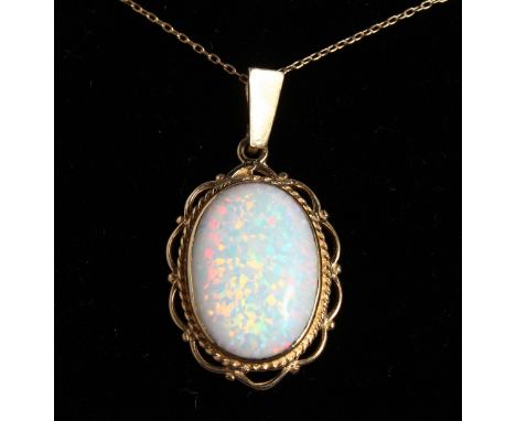 A GOOD 9CT GOLD AND GILSON OPAL PENDANT AND CHAIN.