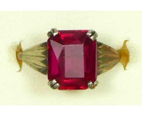 A 9ct gold and synthetic ruby dress ring, G, 2.1gm 