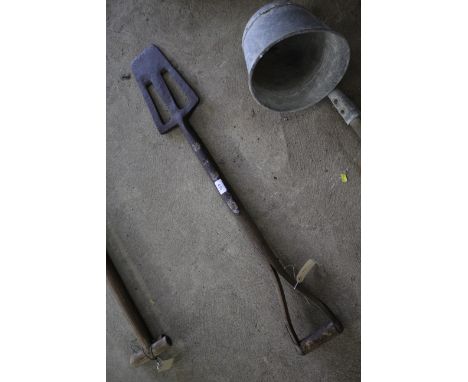 A peat fork