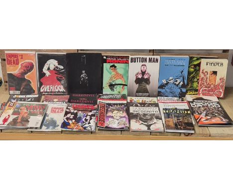 Tray of collectable graphic novels and comics; Frank Millers- Ronin, Jephloeb Timsale- The Batman "The Long Halloween", DareD