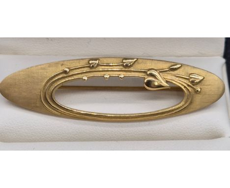 Ola M GorieEdinburgh 18ct yellow gold "May Queen" Brooch [9.41grams]