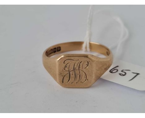 A gents large signet ring 9ct size X   5.5 gms