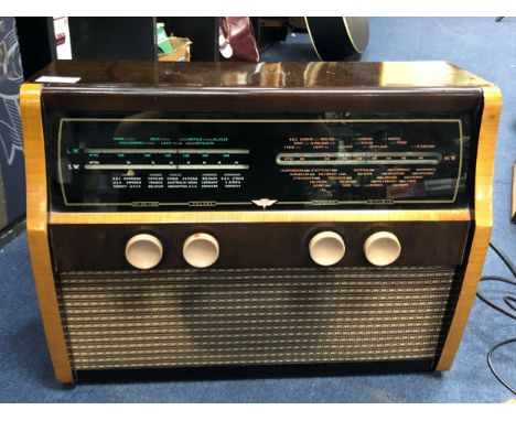 VINTAGE KB RADIO, cased in mahogany