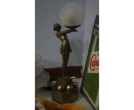 Deco style lamp