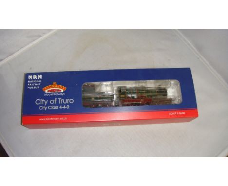 Bachmann Branch Line Model Railway boxed 1: 76 scale 00 guage City of Truro City Class 4-4-0 Locomotive (31-725 NRM)