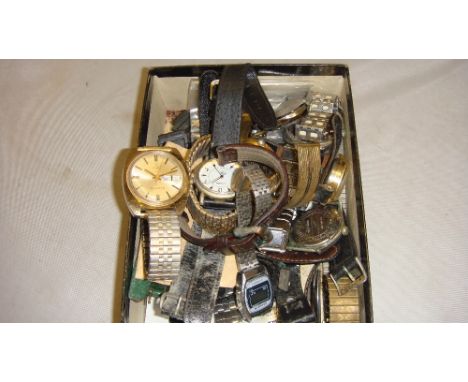 Box of assorted vintage watches, straps etc. including Timex, Mu Du, Arlea, Sevices, Trafalgar etc.