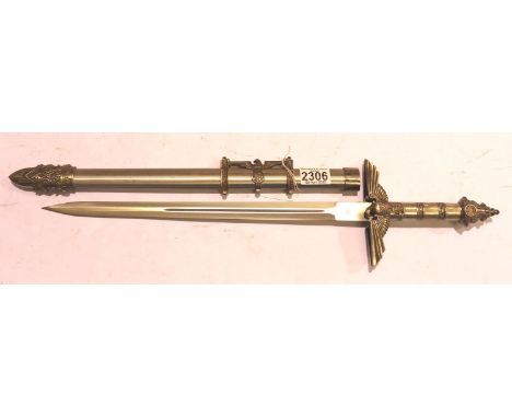 German WWI reproduction ceremonial dagger with scabbard. P&amp;P Group 2 (£18+VAT for the first lot and £3+VAT for subsequent