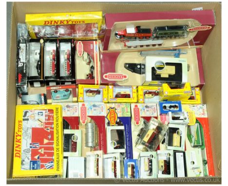 Oxford Diecast, Classix, B-T Models, Lledo, Trackside, Schuco and similar - a boxed group comprising of 1/48 'N' Gauge, 1/76 