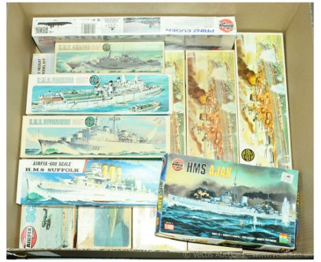 Airfix - a boxed group of 1/600 Scale plastic Warship Kits which comprise of mainly earlier issues and includes 04209-7 (Seri