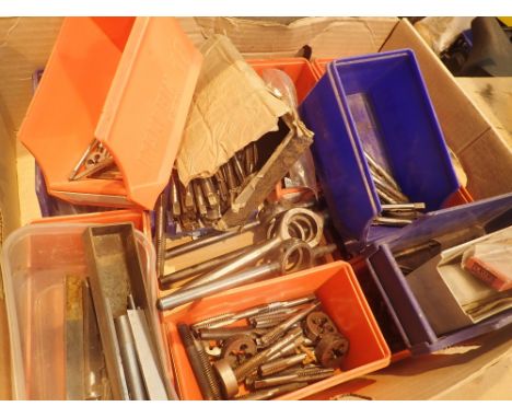 Box of mixed metal workshop tools including taps and dies 